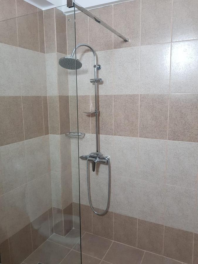 Apartament Posada Curtea de Argeş Exterior foto